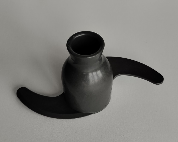 ��� �������� Moulinex: ��� ������������� ����� ��� � �������� �������. ������ 6,5��, ������ 13,8��. ��� ������� DD65L832, DD67G810 � DD95MD10