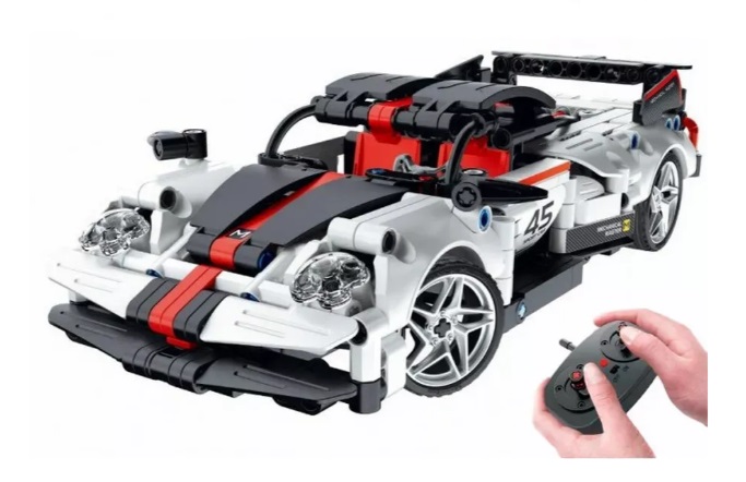 ����������� im.Master 8045 �� ��������������� �������� Pagani (476���., 25,5��). ����� � ������